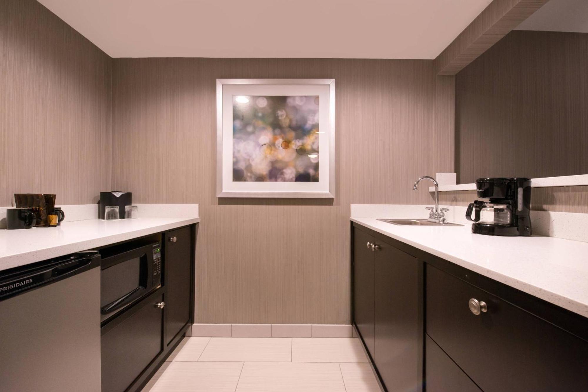 Courtyard By Marriott Oxnard/Ventura Hotel Ngoại thất bức ảnh