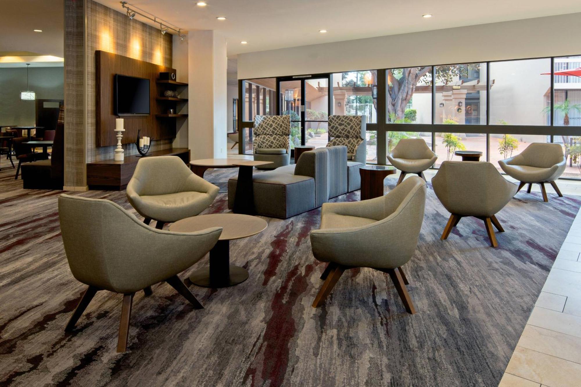 Courtyard By Marriott Oxnard/Ventura Hotel Ngoại thất bức ảnh