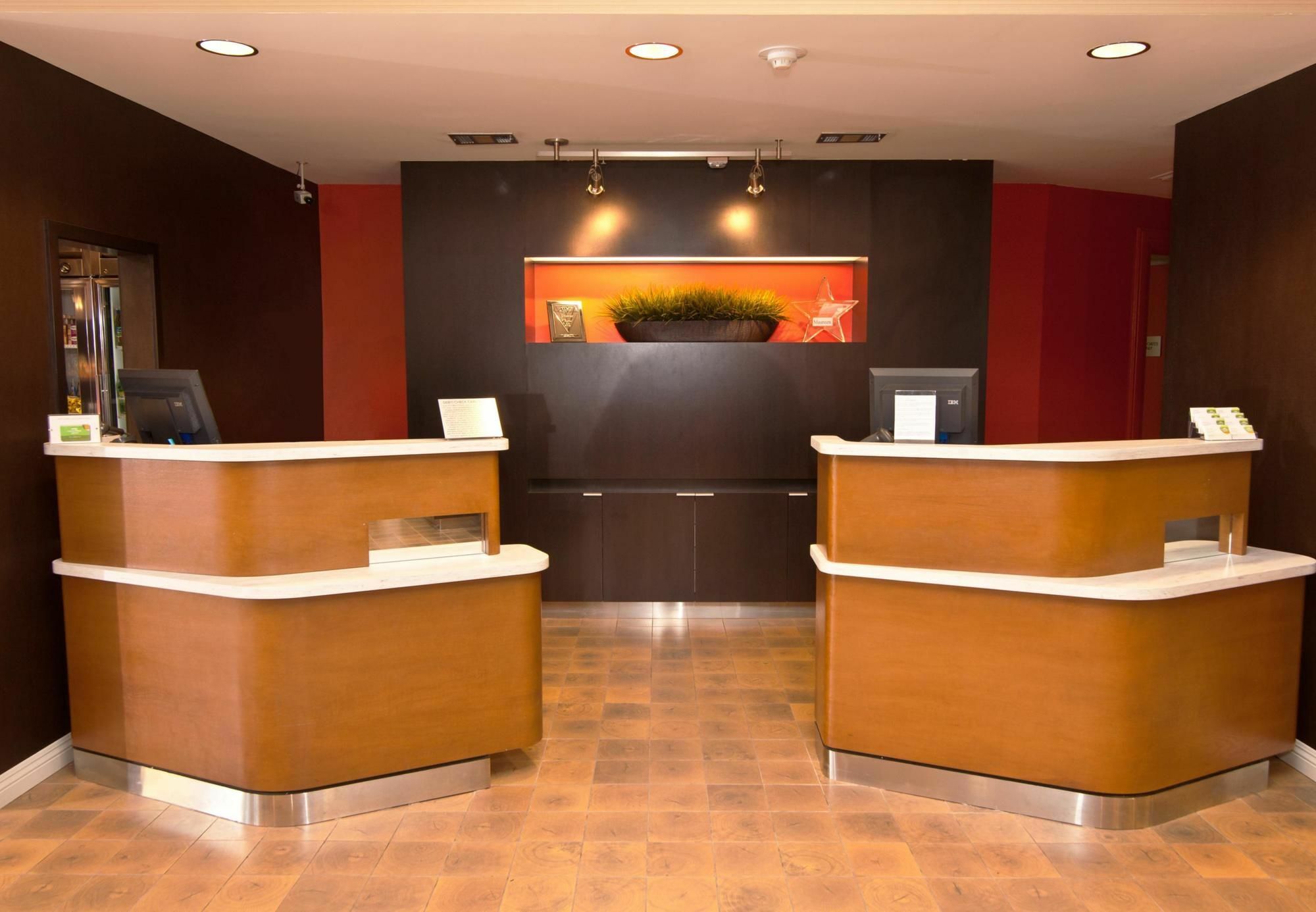 Courtyard By Marriott Oxnard/Ventura Hotel Ngoại thất bức ảnh